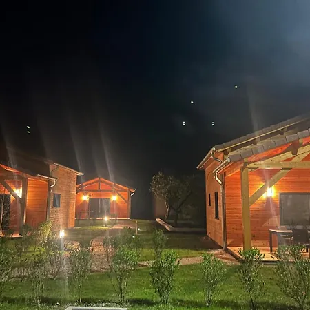 Les Pres De Chalain Chalet
